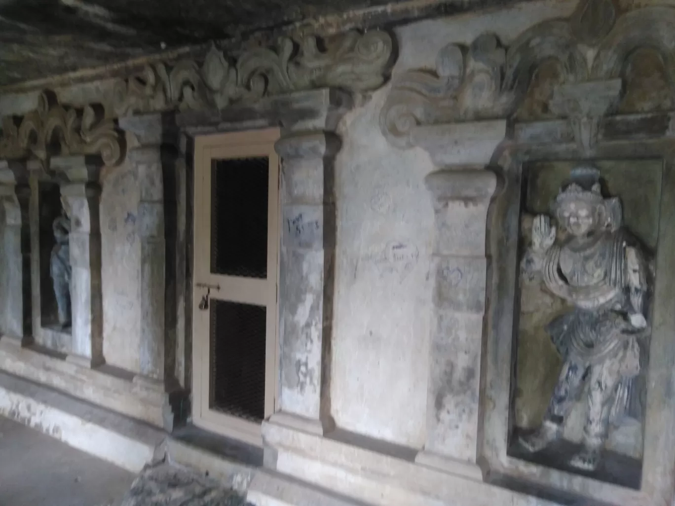 Photo of Undavalli Caves By srichakra_822