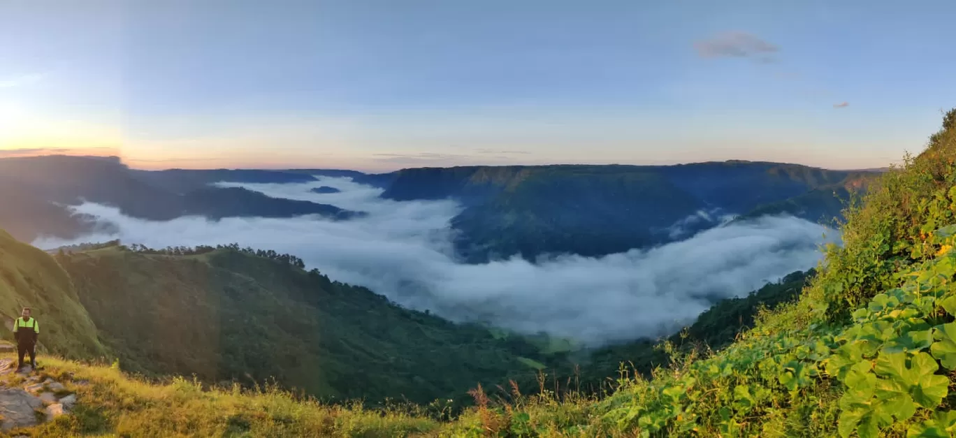 Photo of Nongjrong View Point By Ronggrick Arengh