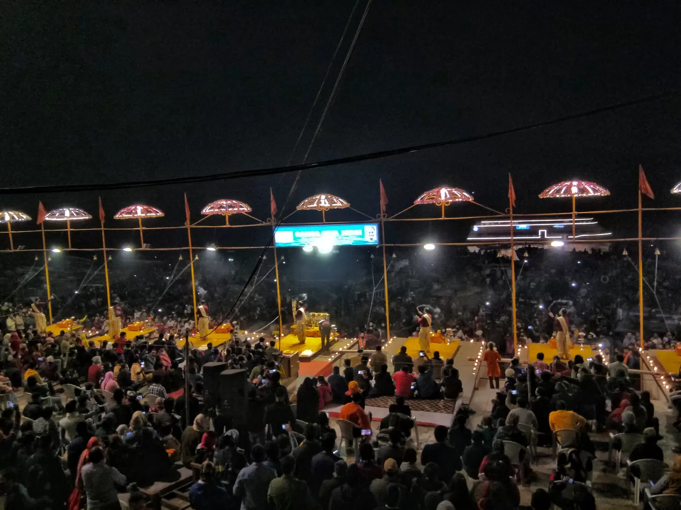 Photo of वाराणसी By Samulina
