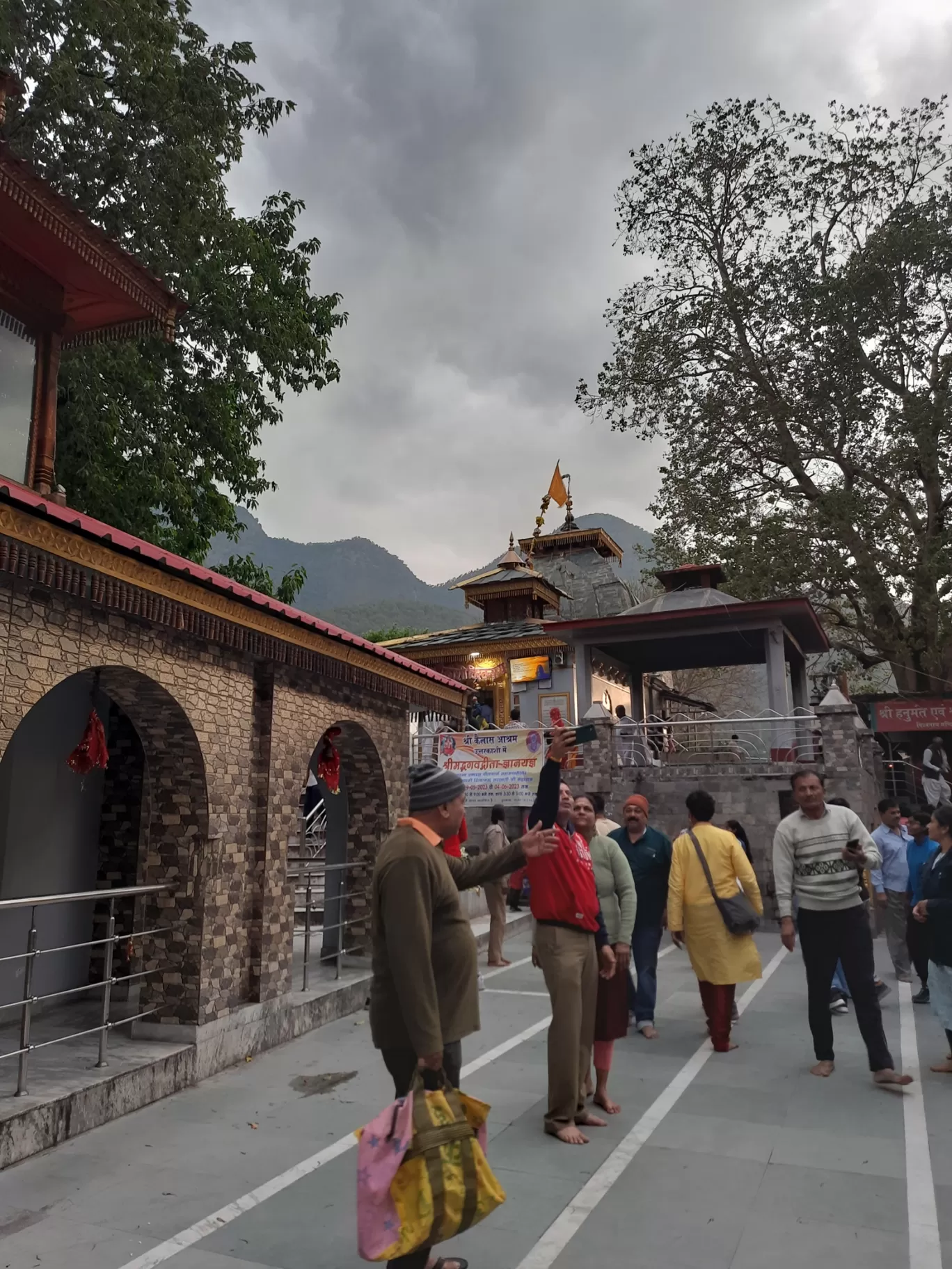 Photo of Kashi Vishwanath mandir By Maitreyi Pant Sontakke