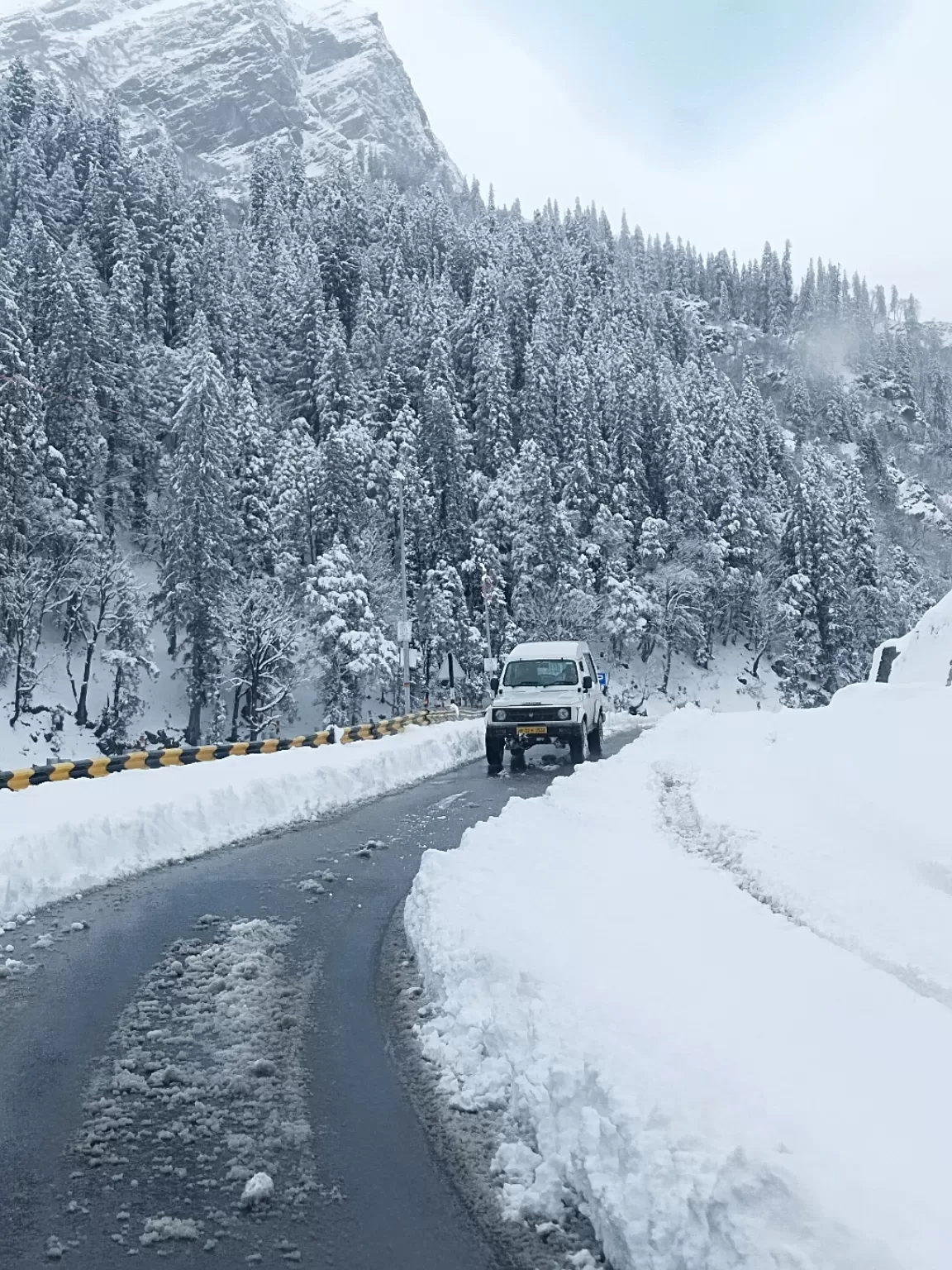 Photo of Rohtang Pass By Roi Sourav Minhas