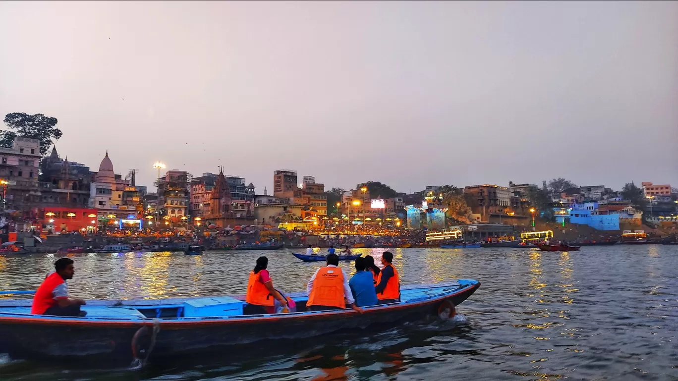 Photo of Kashi Vishwanath mandir By Aman Maurya