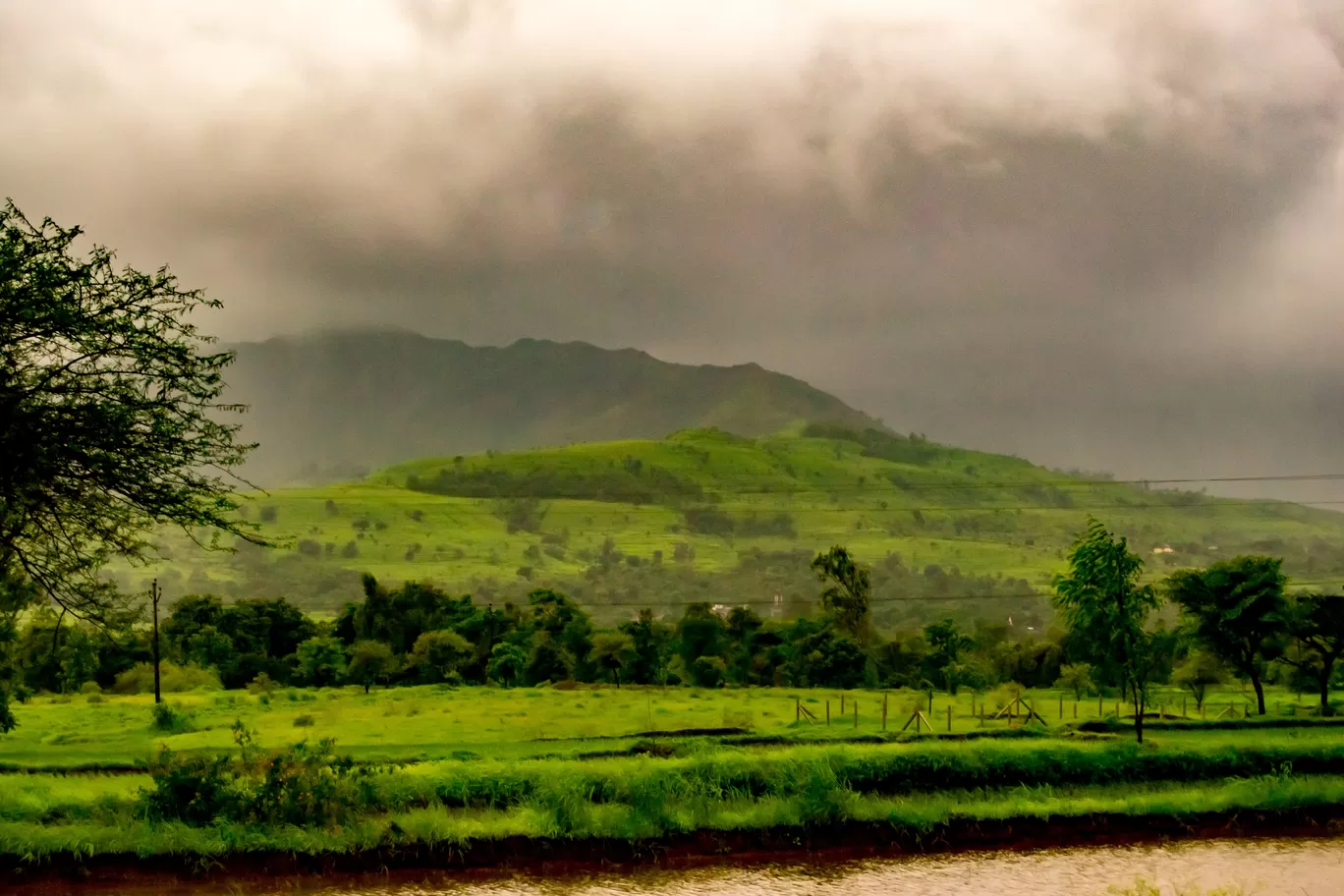 Photo of Madhe Ghat Water Fall By kamrankhan112