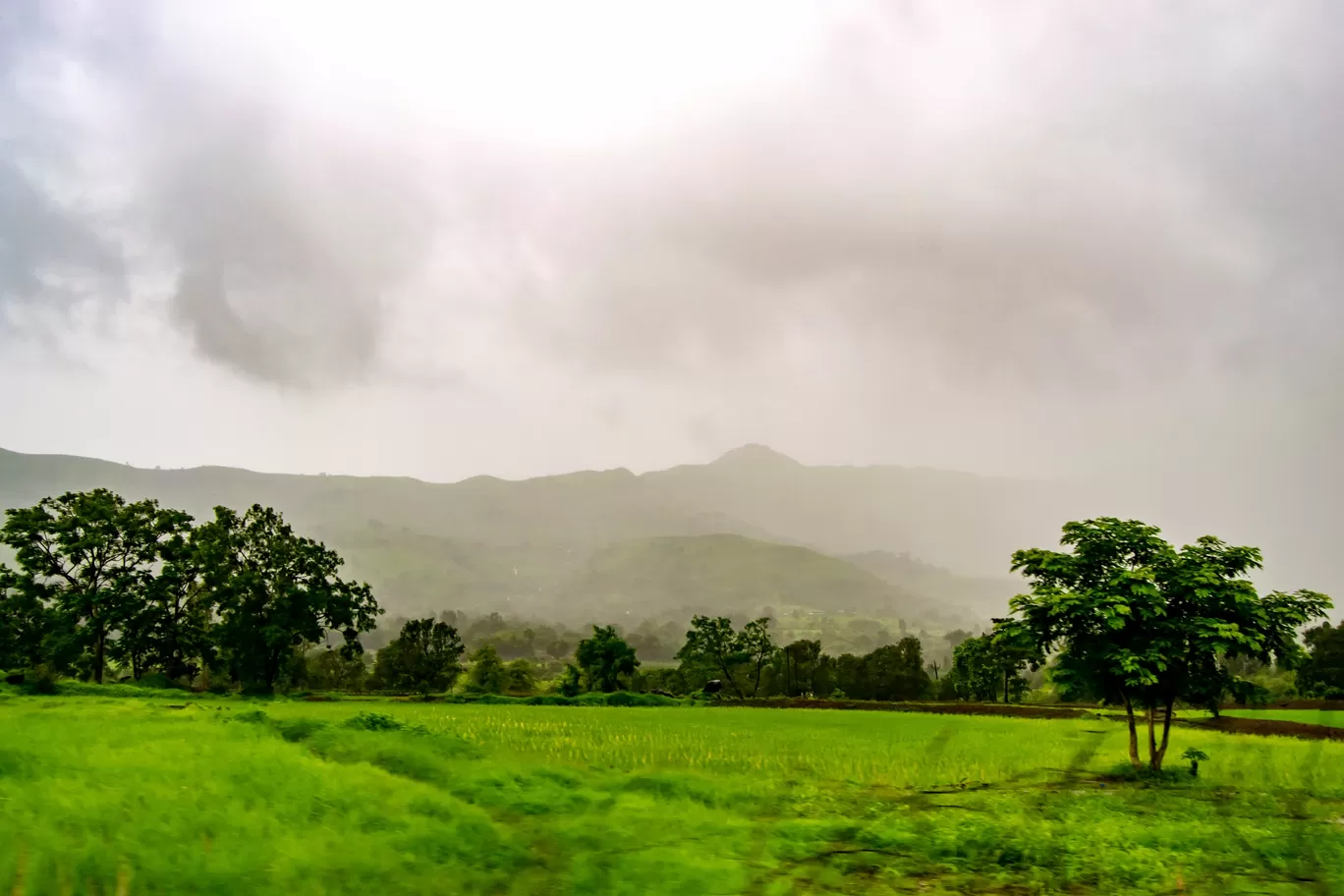 Photo of Madhe Ghat Water Fall By kamrankhan112