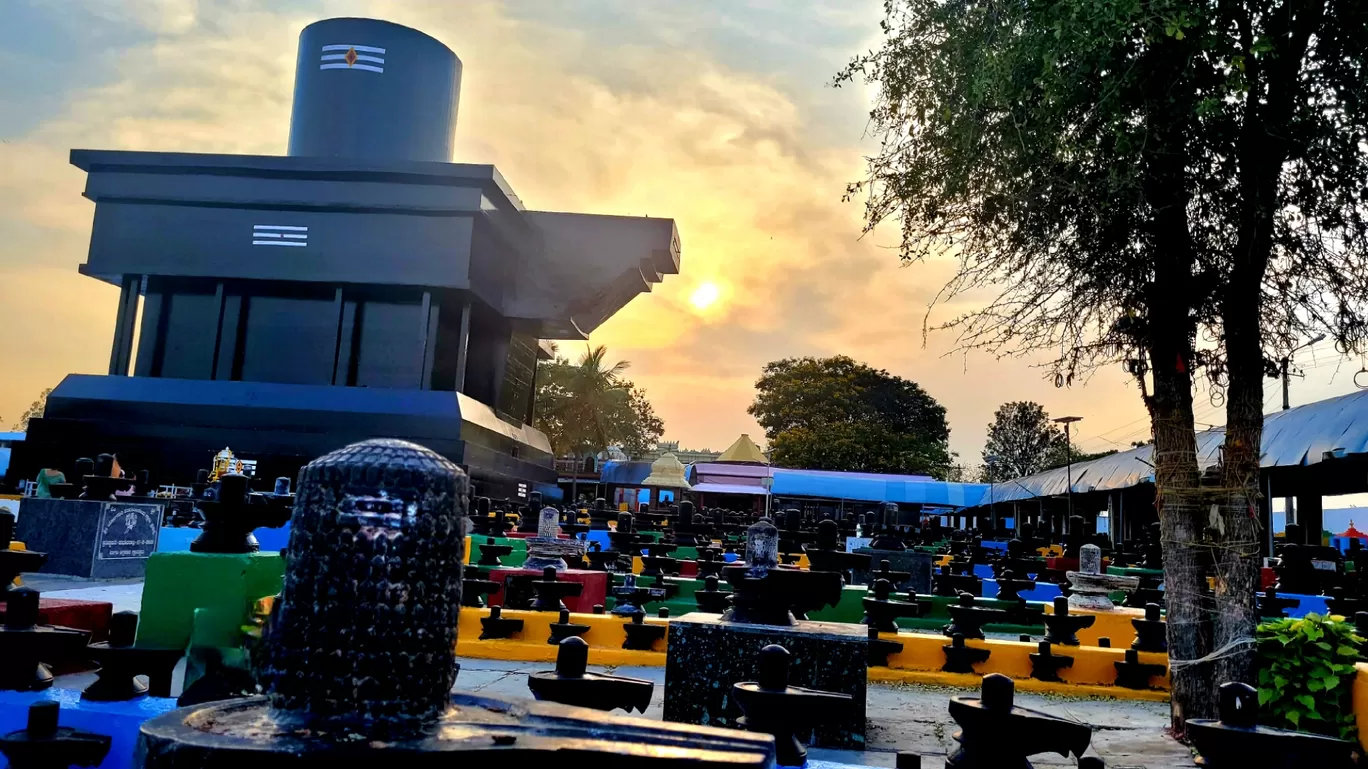 Photo of Kotilingeshwara Temple By Yatendra Bhargava