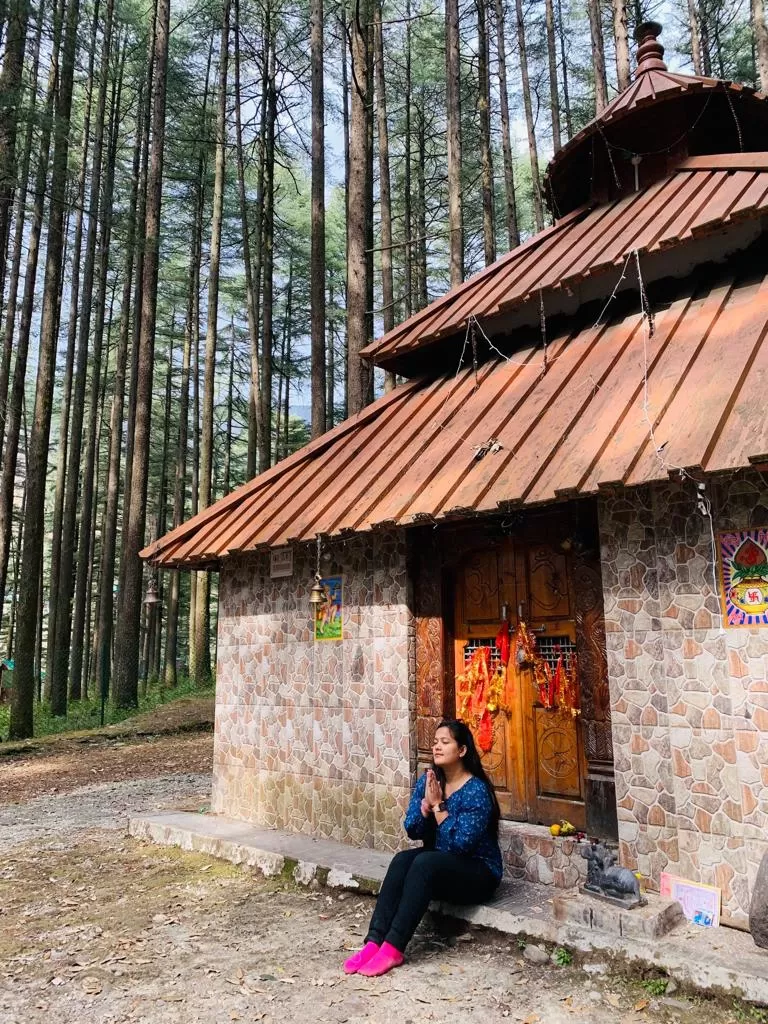 Photo of Koteshwar Mahadev Temple By Naina Thapa