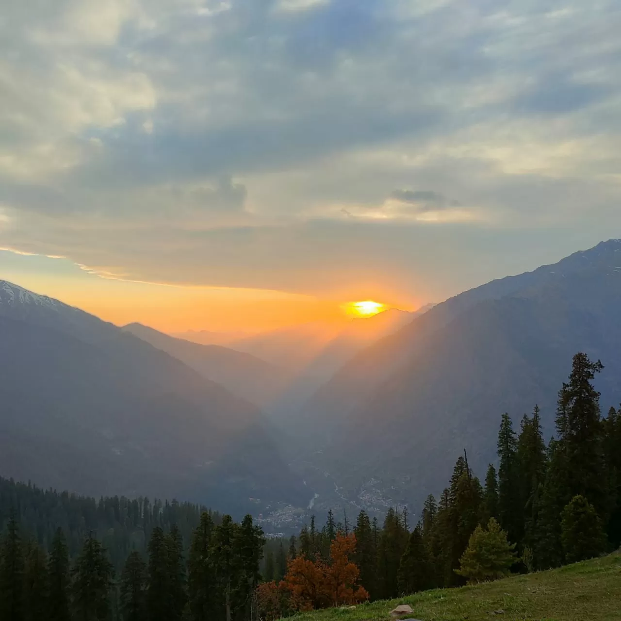 Photo of Kheerganga Trek By Ajay Chauhan