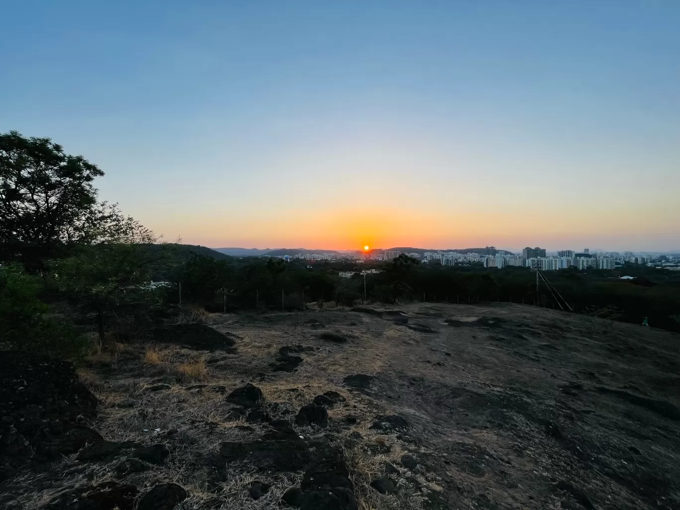 Photo of Vetal Tekdi By Pournima Barhate