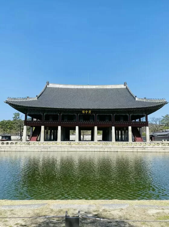 Photo of Gyeongbokgung Palace By Untold Story