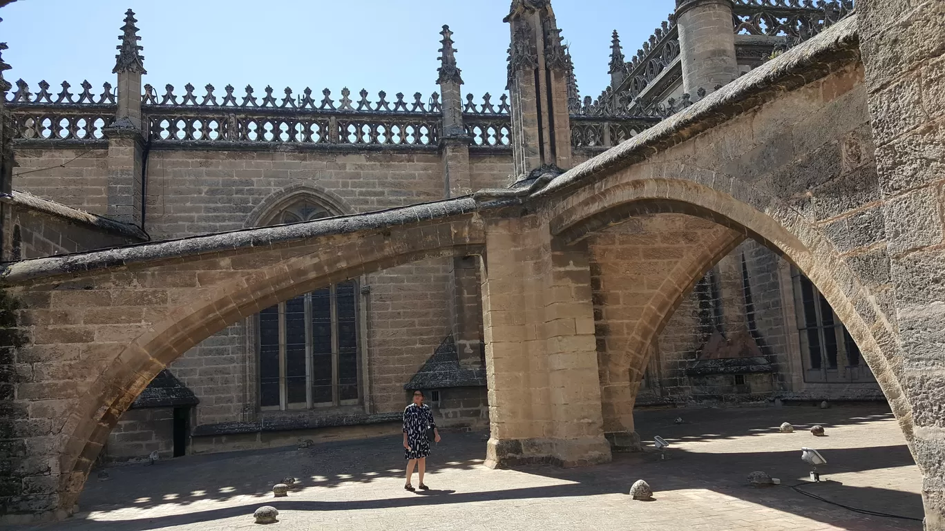 Photo of Cathedral of Saint Mary of the See By Kinjal Dedhia Maroo