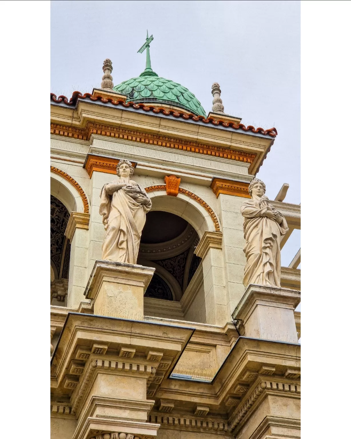 Photo of Budapest By Aksshita Gupta