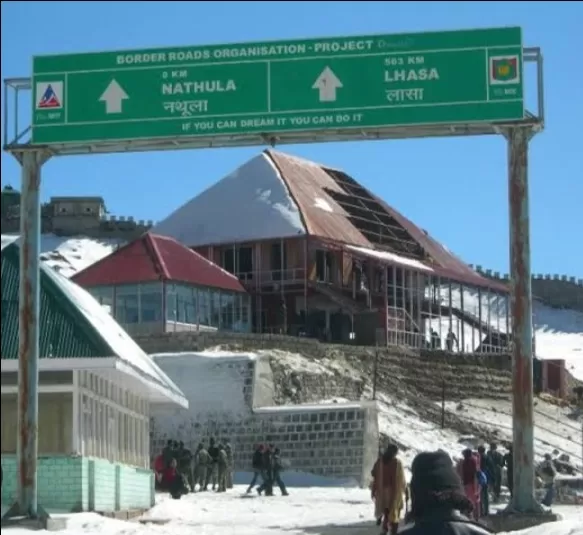 Photo of Nathula Pass View Point By Debomita | TRAVELLER