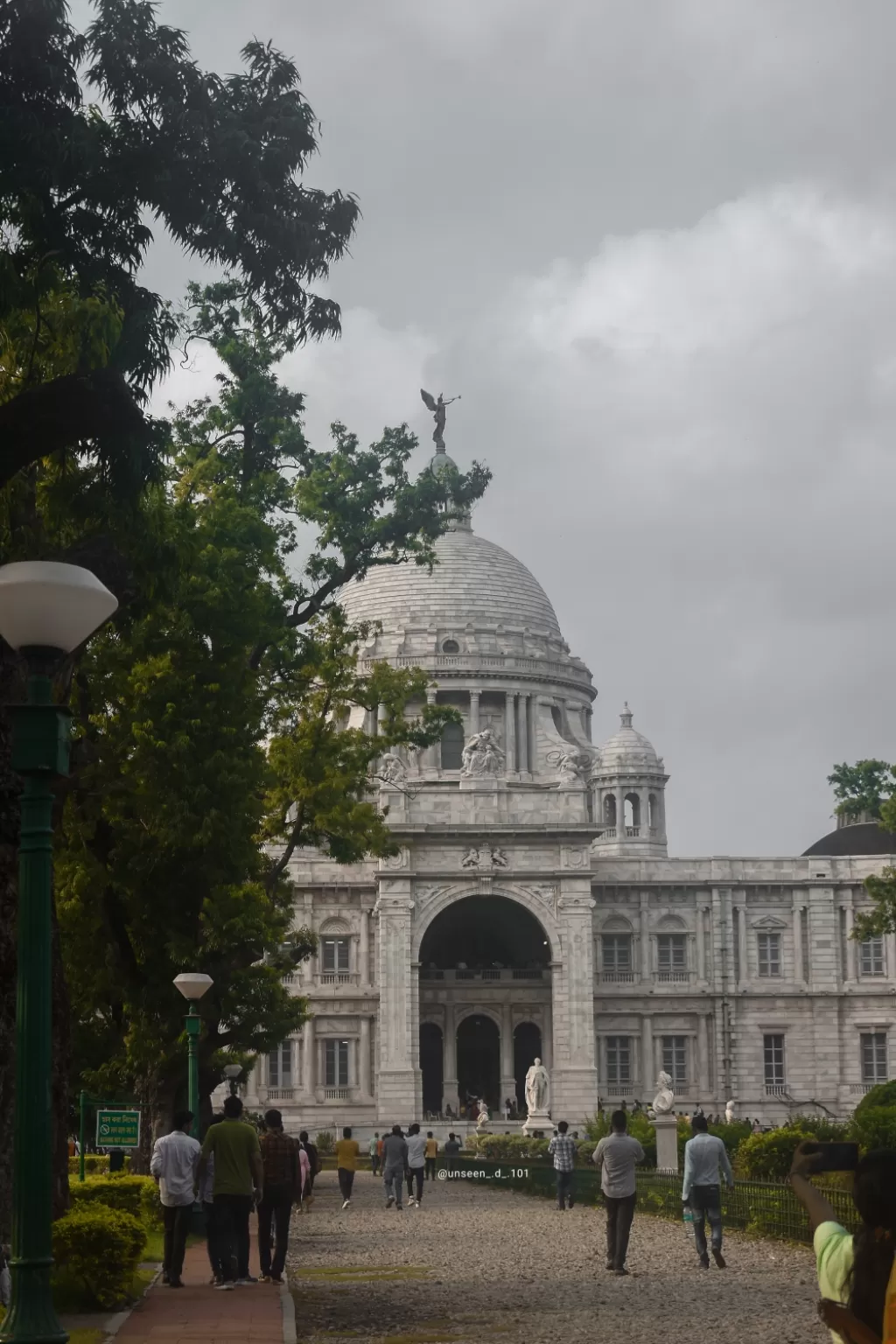 Photo of Victoria Memorial By Devraj Takri