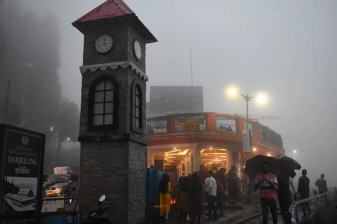 Photo of Darjeeling Himalayan Railway By Devraj Takri