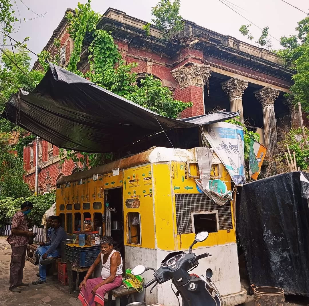 Photo of Kolkata By Titli Ghosh