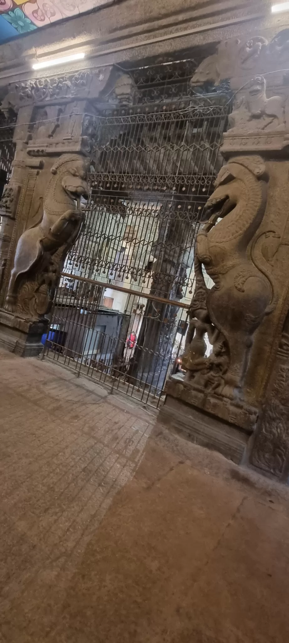 Photo of Koodal Azhagar Temple By Ashish Gupta