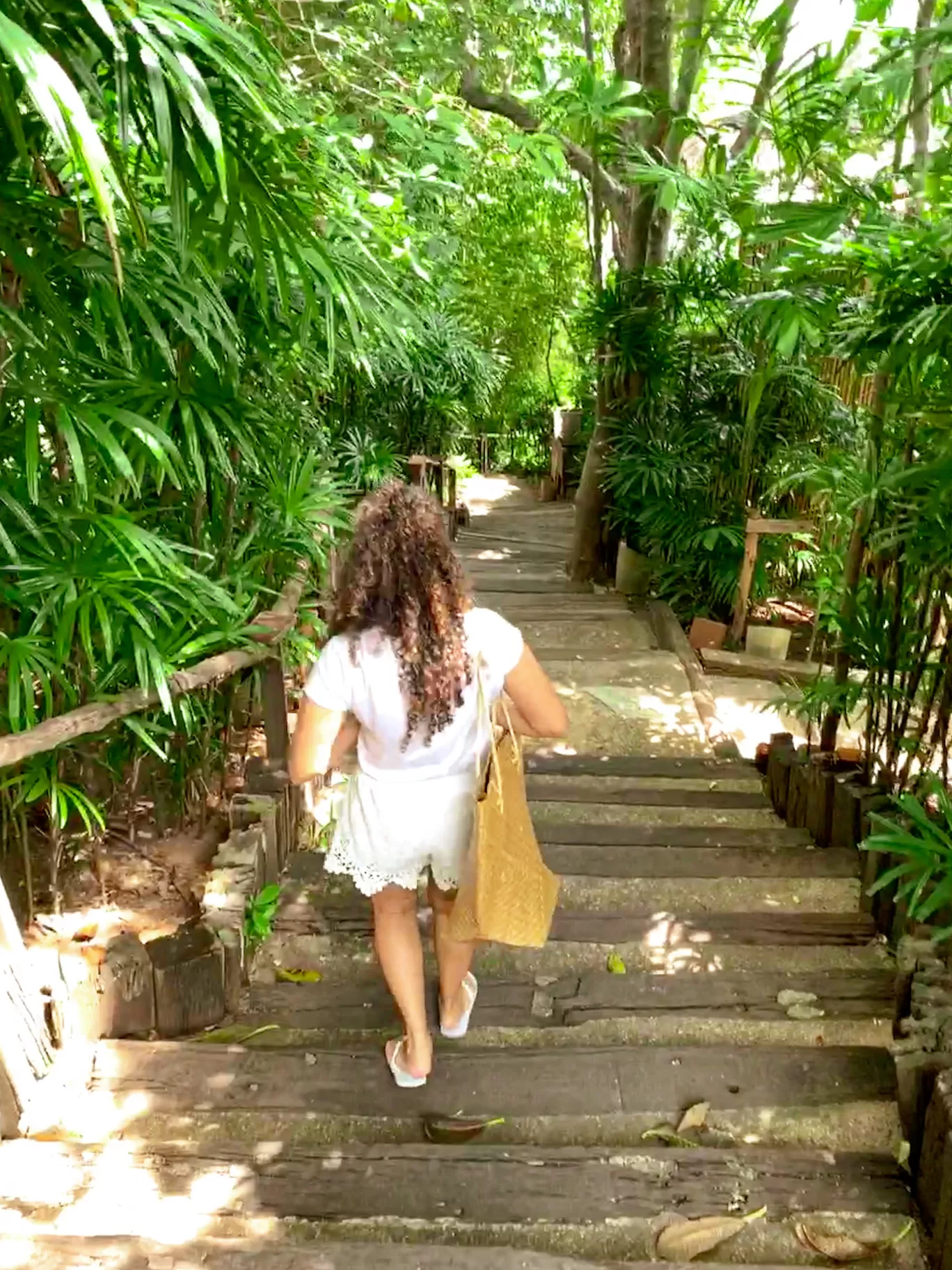 Photo of Six Senses Samui By Kadambari Bhatte (curlytravelmess)
