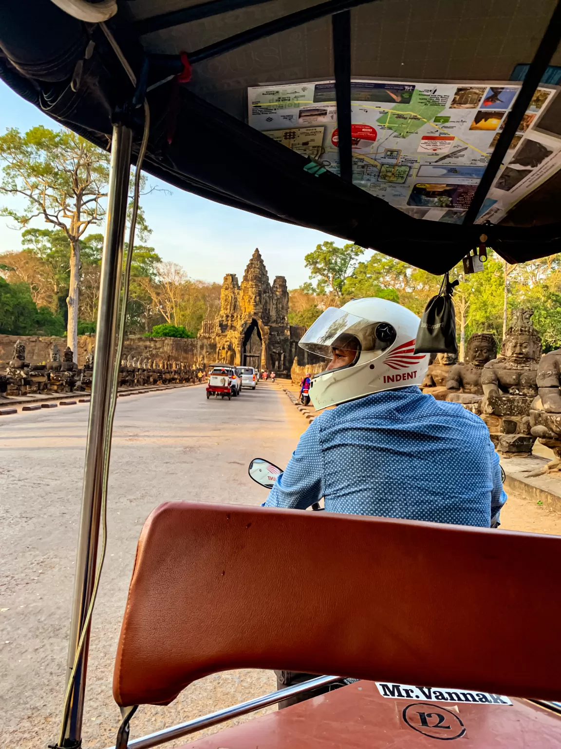 Photo of Angkor Wat By Kadambari Bhatte (curlytravelmess)