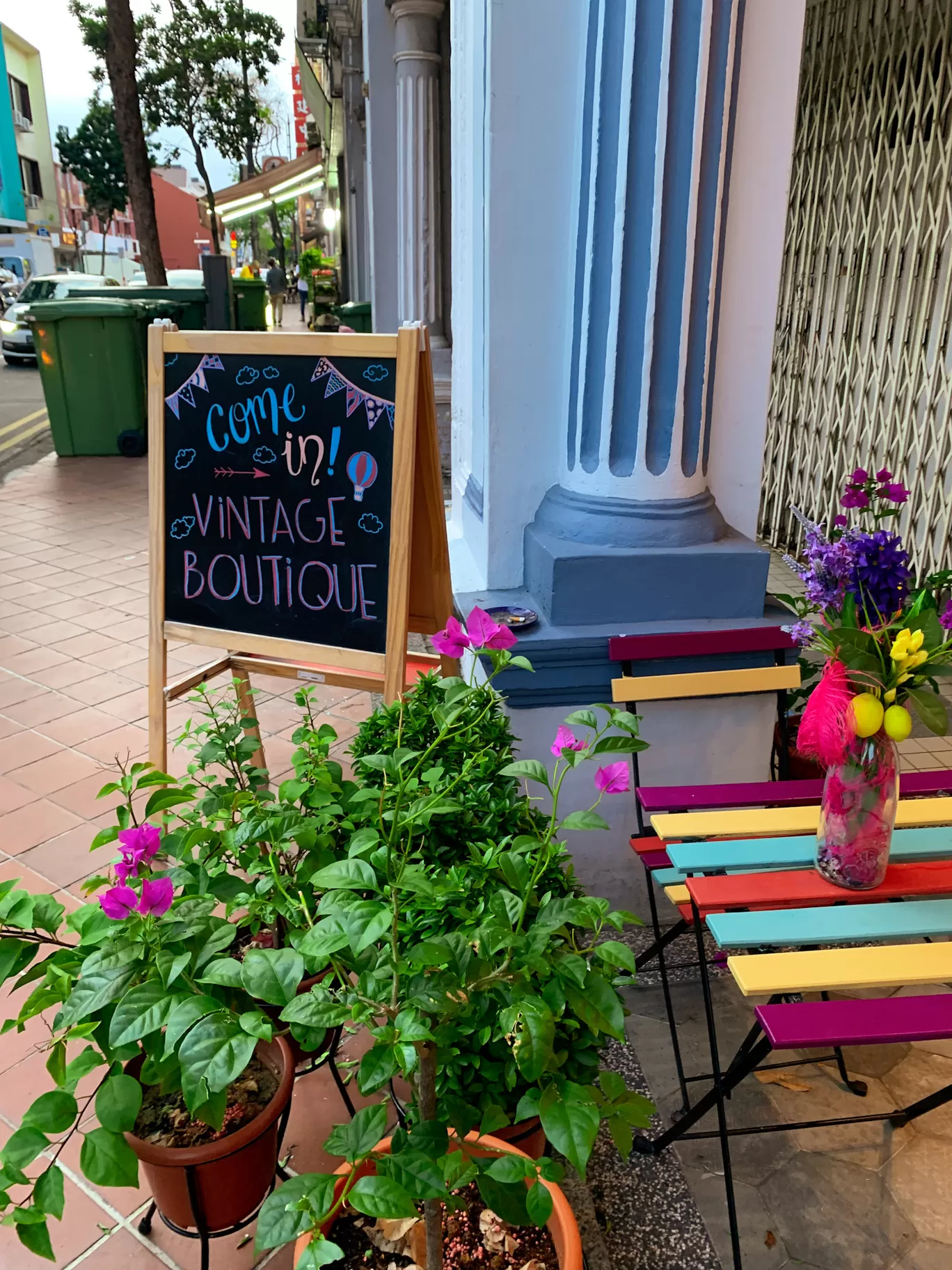 Photo of Joo Chiat Road By Kadambari Bhatte (curlytravelmess)