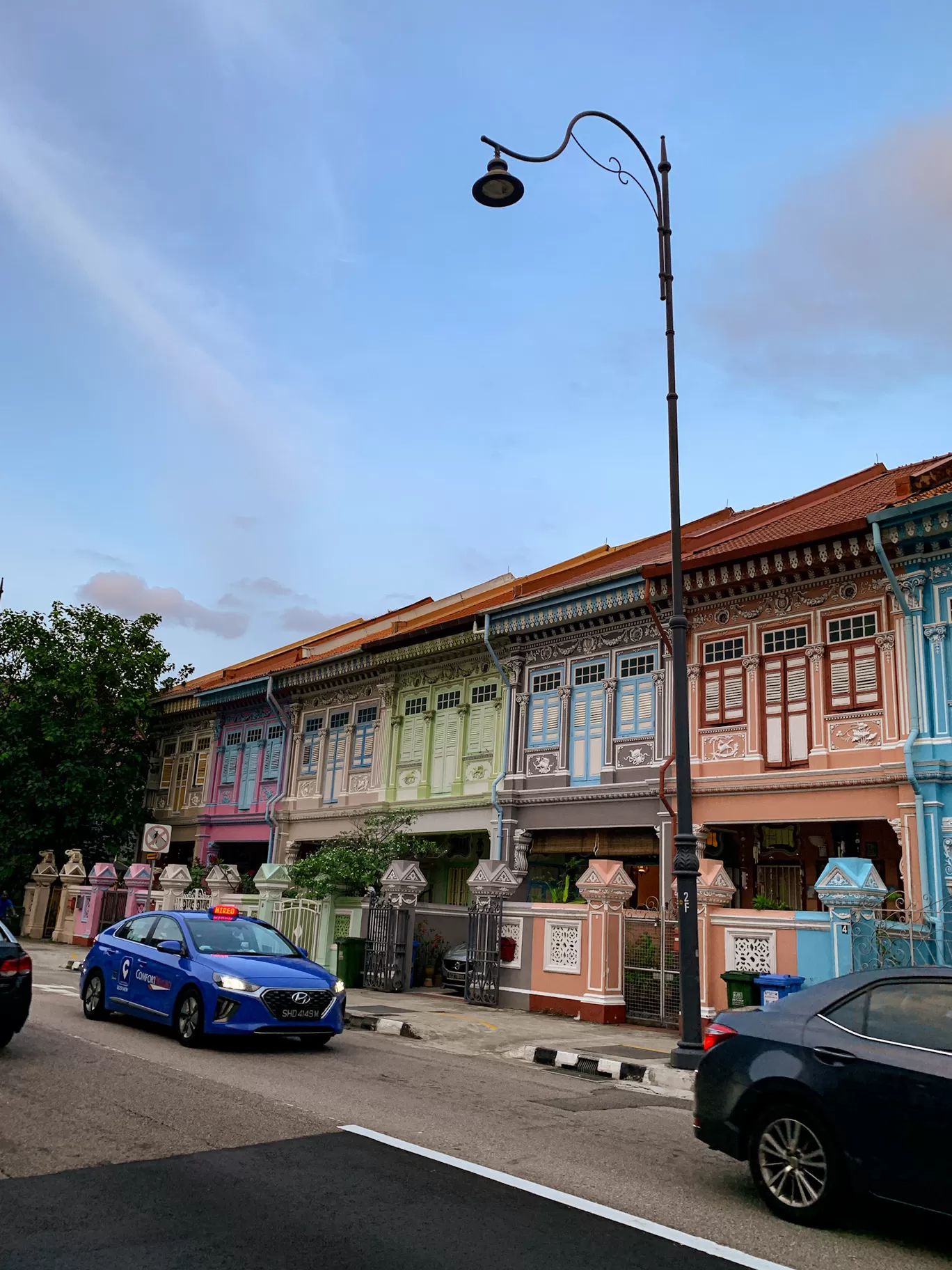 Photo of Joo Chiat Road By Kadambari Bhatte (curlytravelmess)