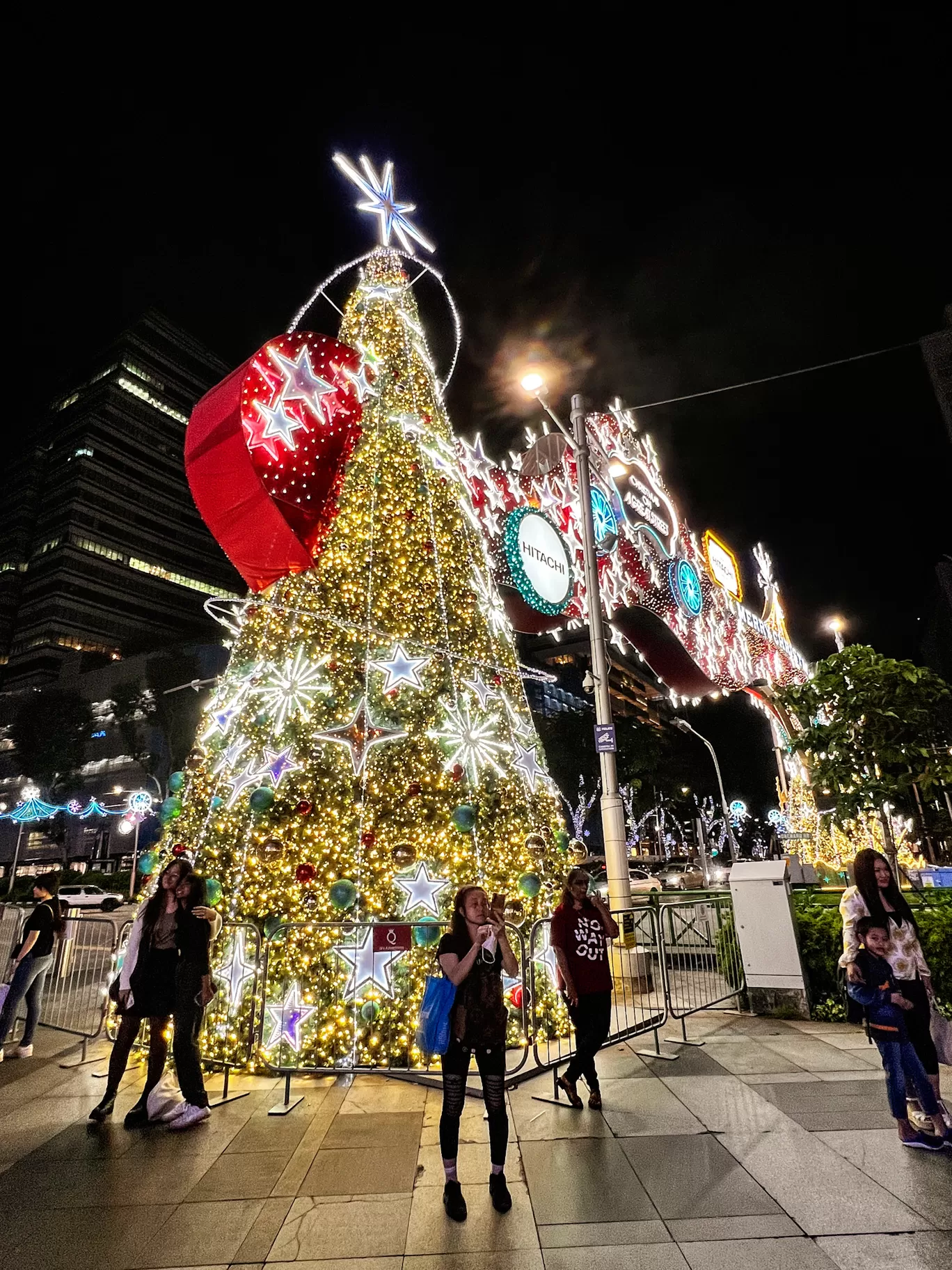 Photo of Orchard Road By Kadambari Bhatte (curlytravelmess)