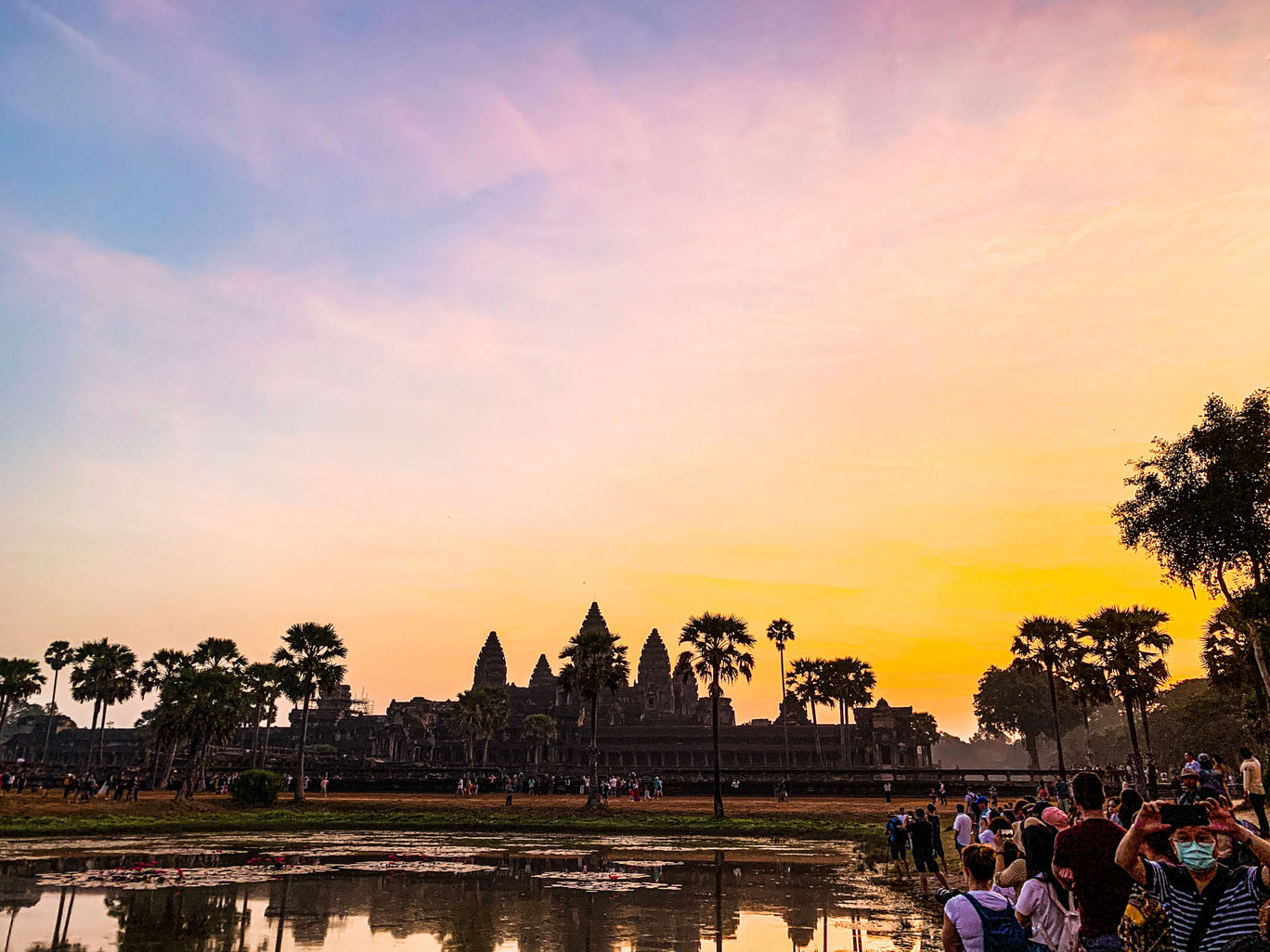 Photo of Glimpses of Angkor Wat By Kadambari Bhatte (curlytravelmess)