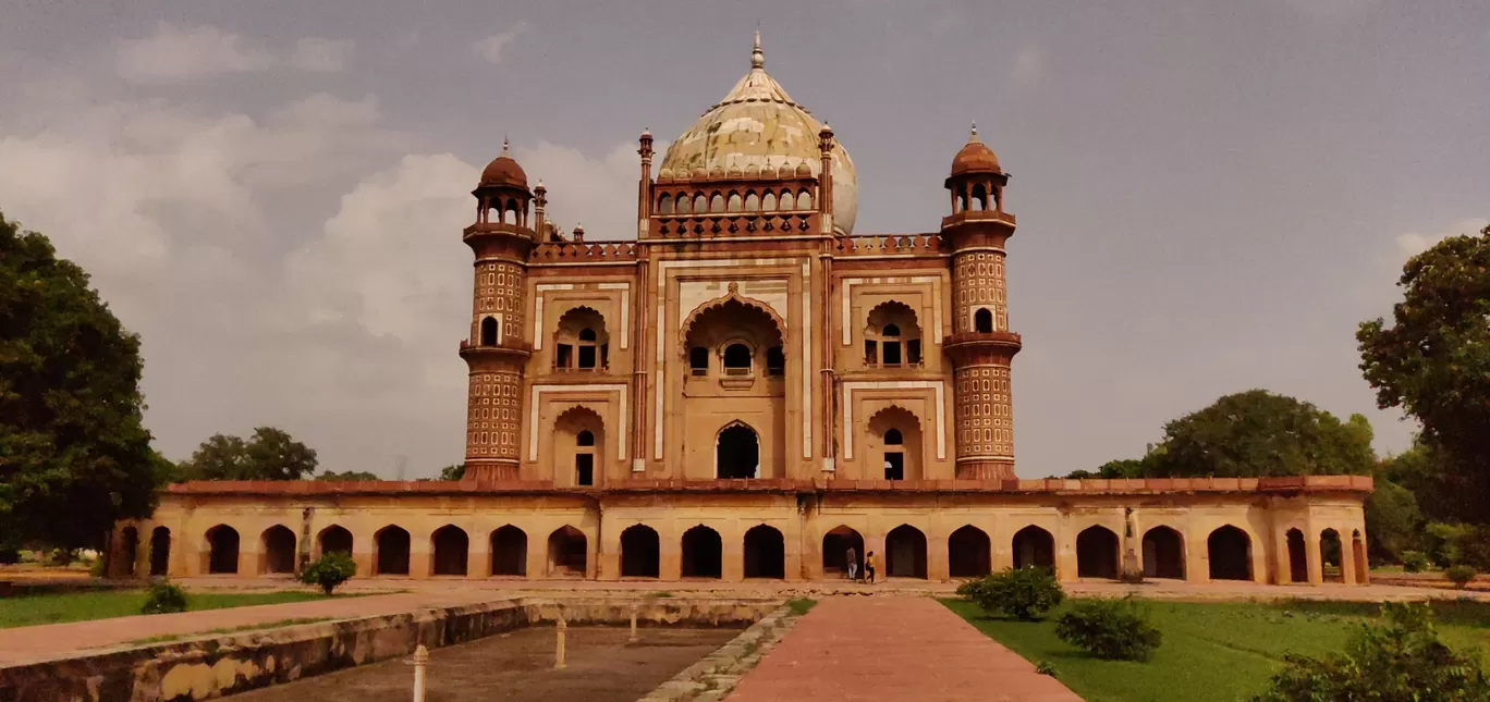 Photo of Safdarjung Tomb By Dinesh Lal