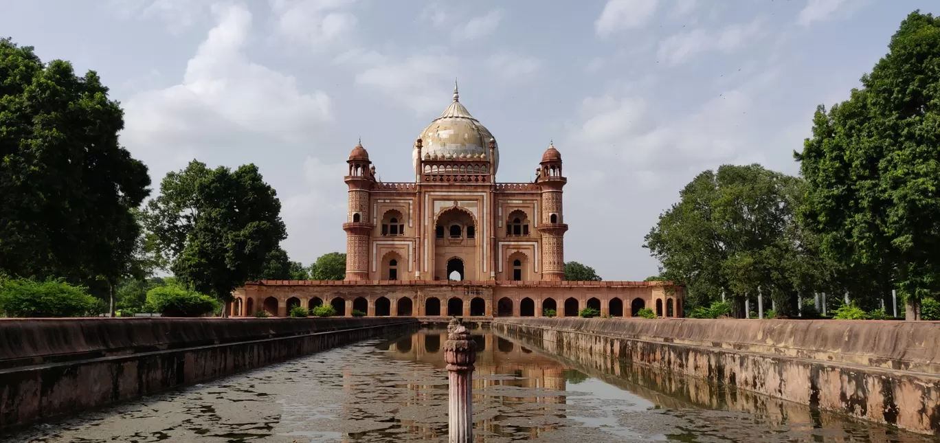 Photo of Safdarjung Tomb By Dinesh Lal