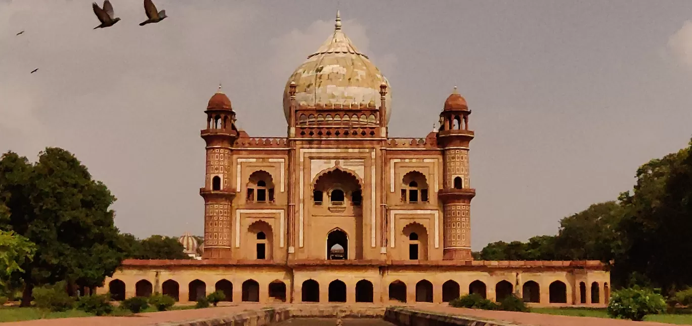 Photo of Safdarjung Tomb By Dinesh Lal