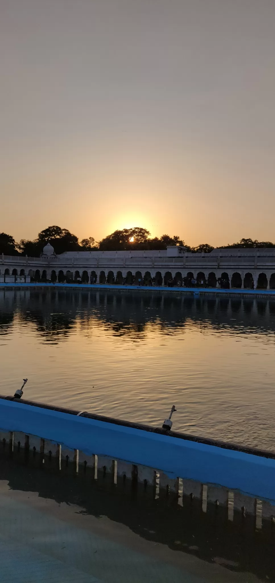 Photo of Bangla Sahib Lane By Dinesh Lal