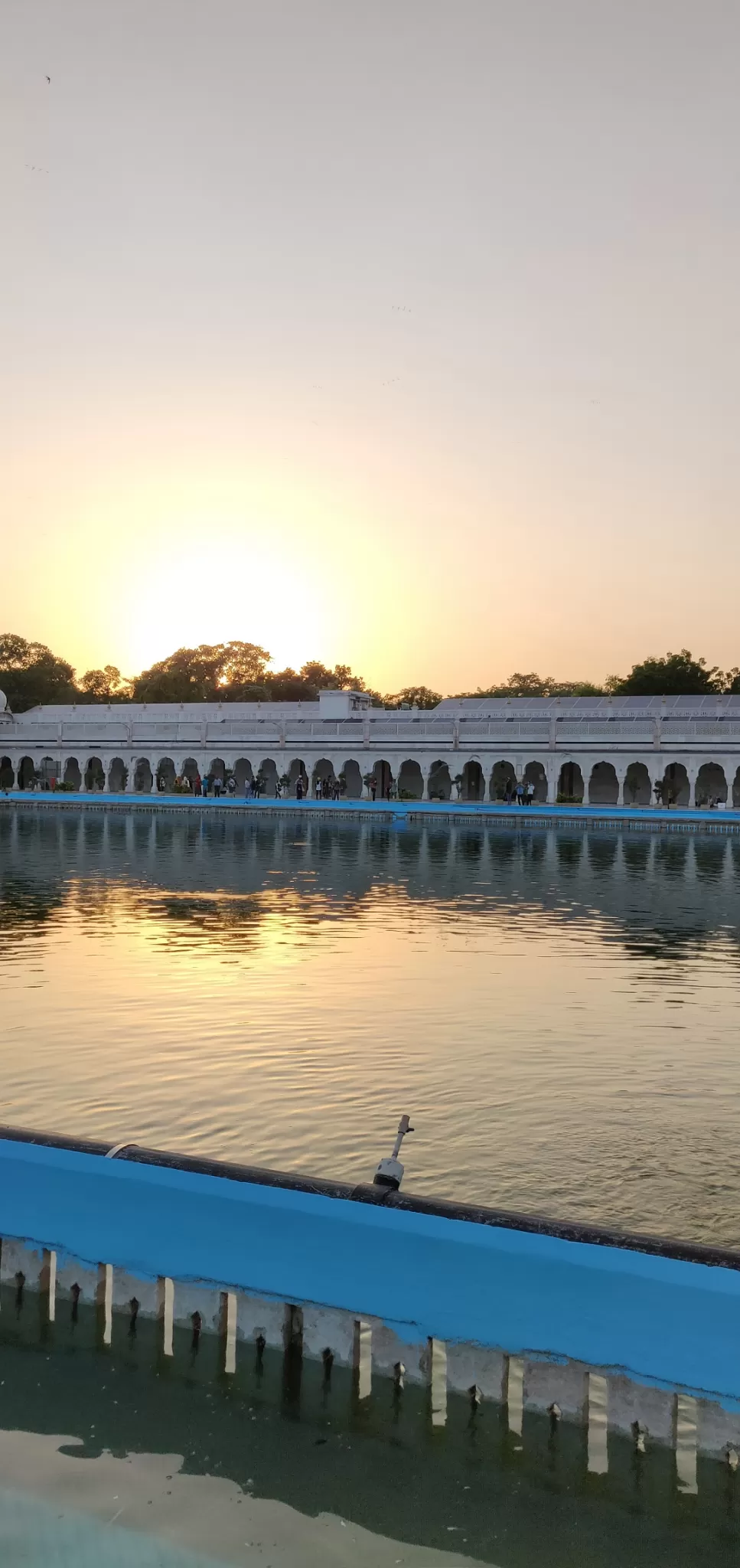 Photo of Bangla Sahib Lane By Dinesh Lal