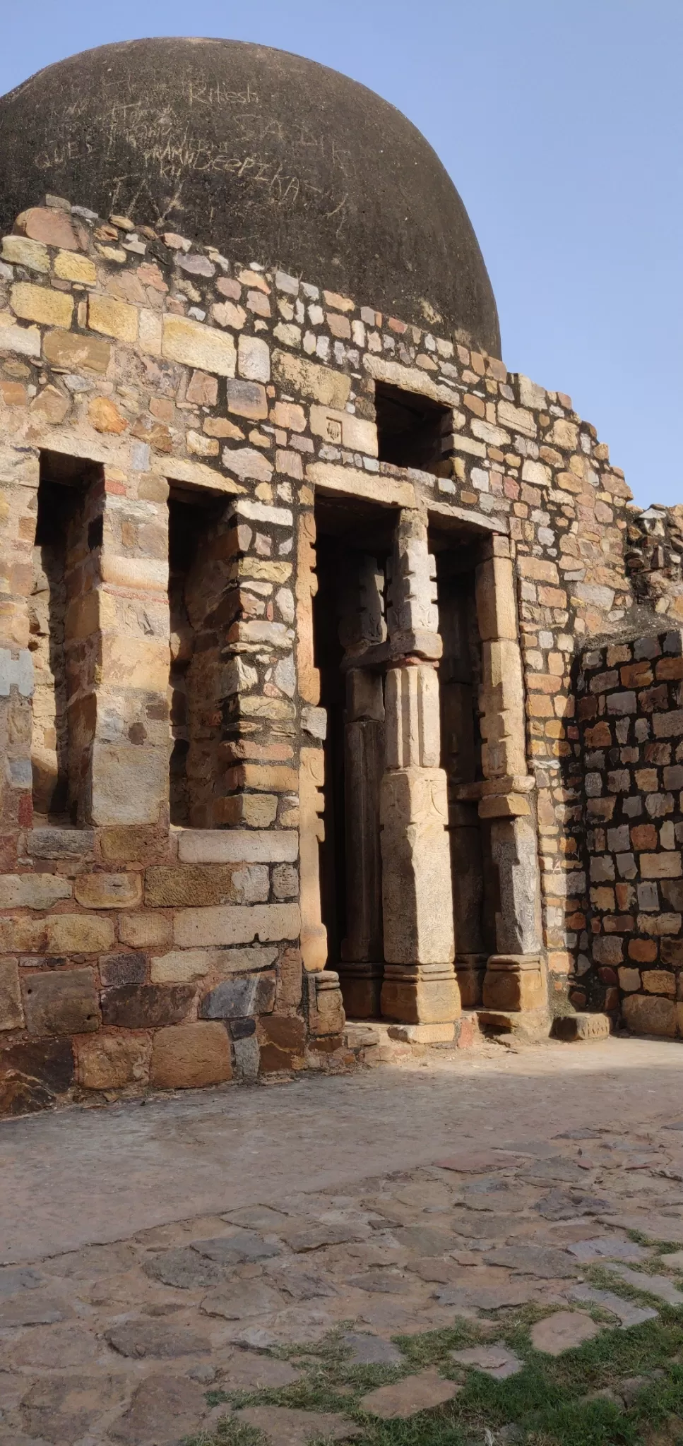 Photo of Qutub Minar, a monument standing strong for 800 years long! By Dinesh Lal