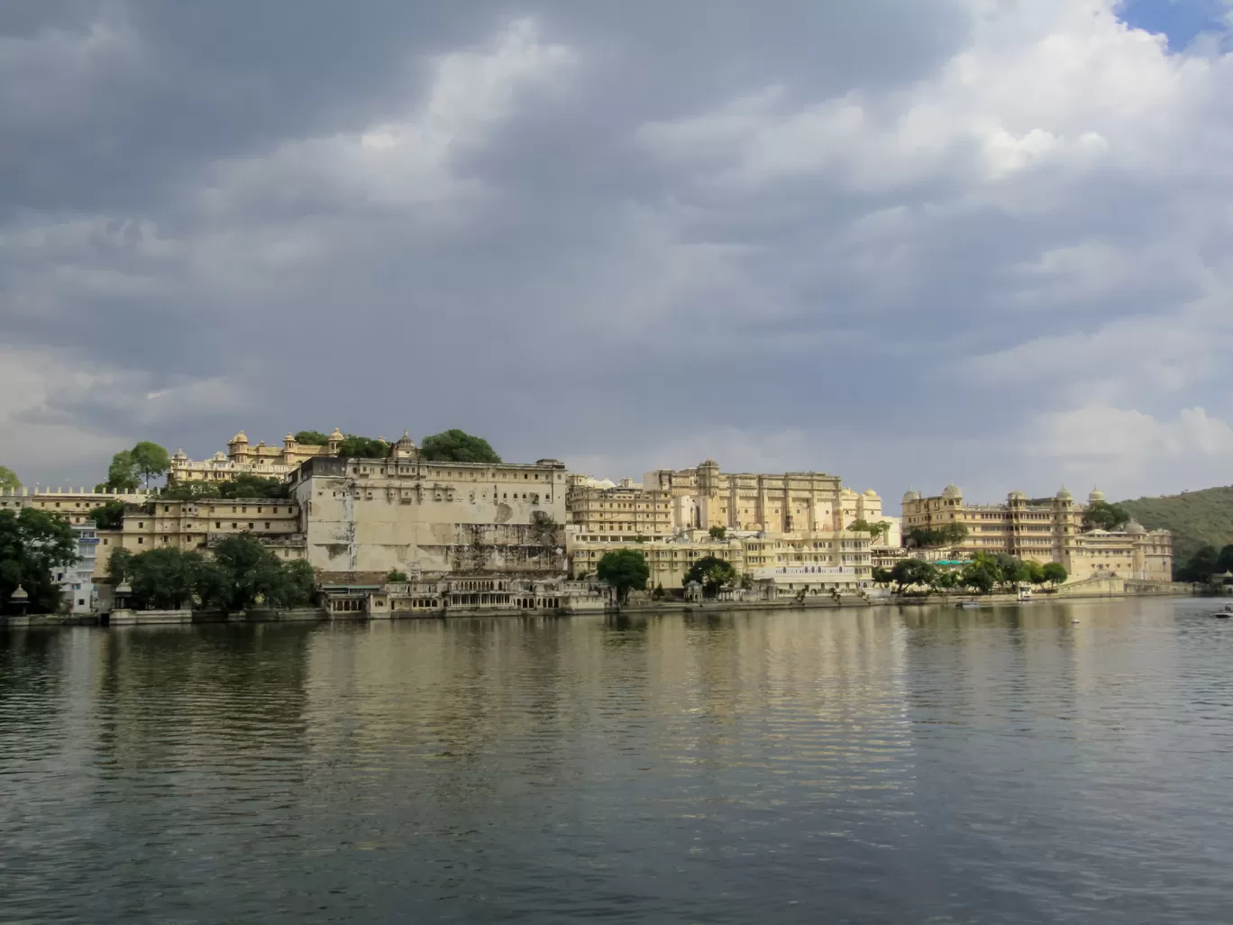 Photo of Ambrai Ghat By Ajay Singh Chouhan