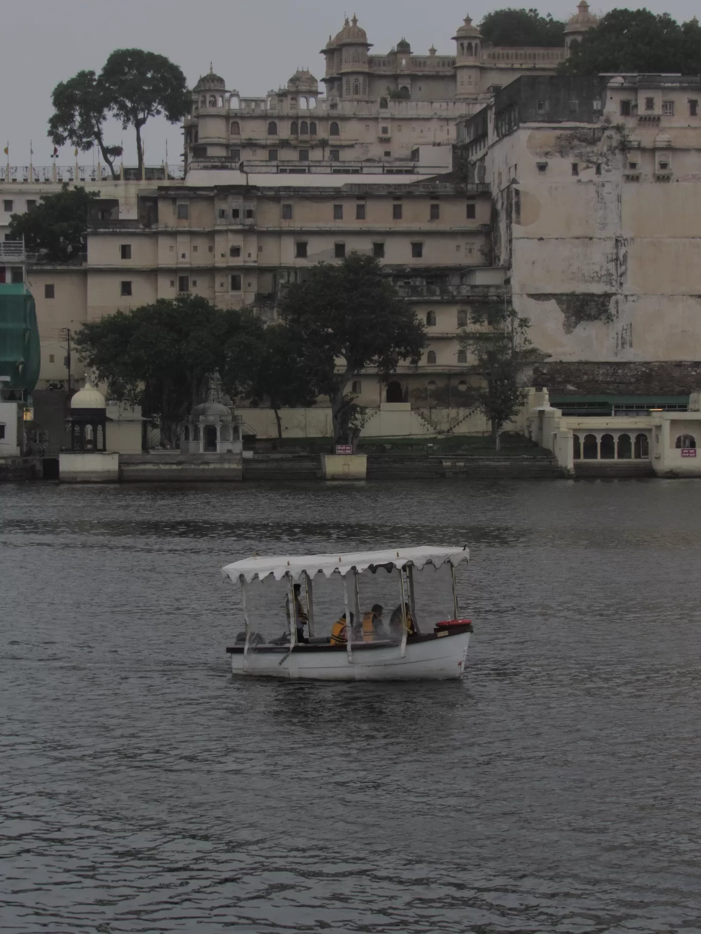 Photo of Ambrai Ghat By Ajay Singh Chouhan
