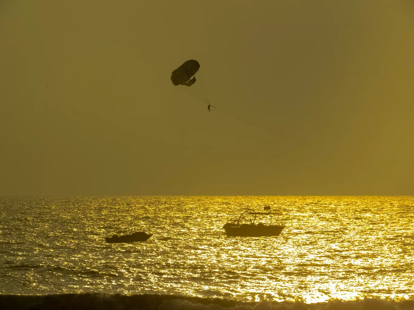 Photo of Baga Beach By Ajay Singh Chouhan
