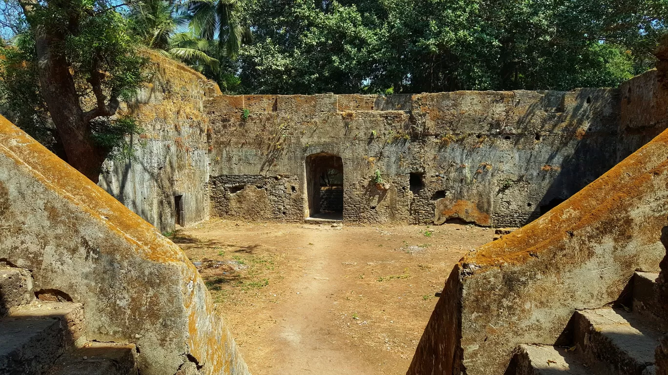 Photo of Mahim Fort Shirgaon Road By Jagan Nadar