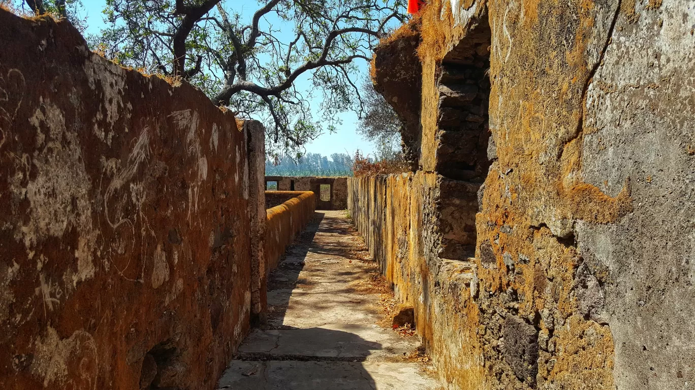 Photo of Mahim Fort Shirgaon Road By Jagan Nadar