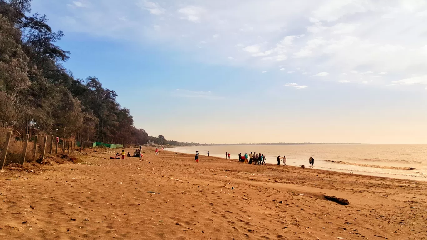Photo of Dahanu Beach By Jagan Nadar