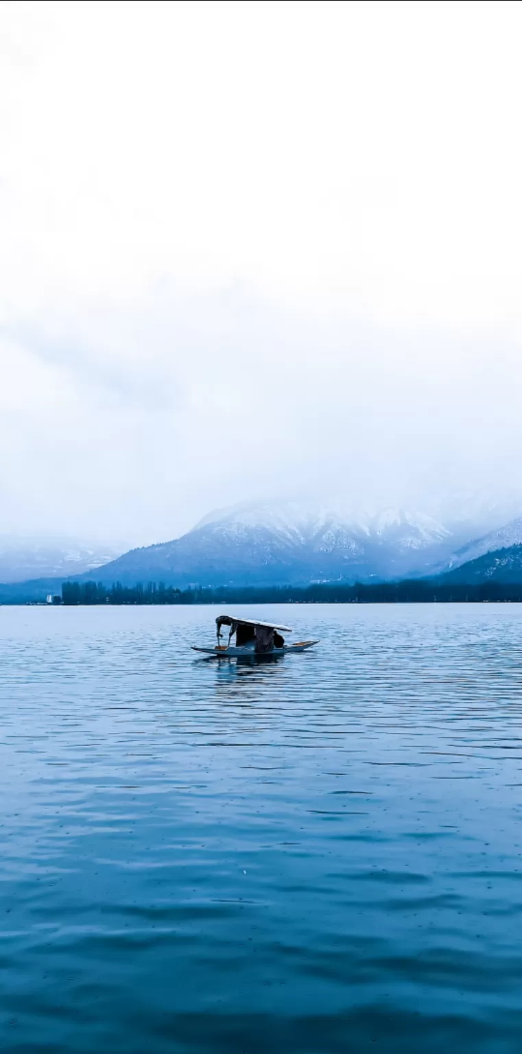 Photo of Dal Lake By Atta ullah Bhat