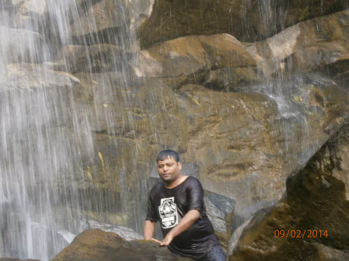 Photo of Jonha Water Falls By Wanderlust Ashok