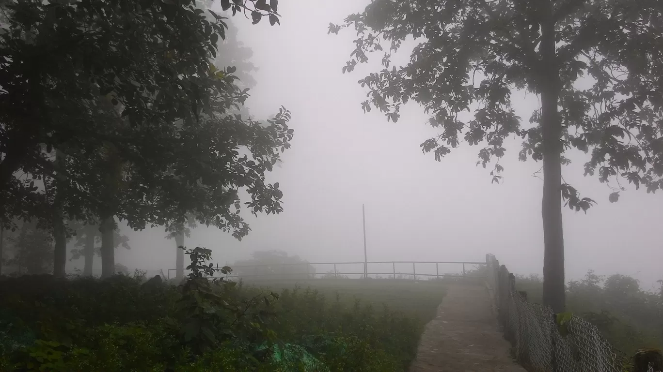 Photo of Sunrise point Kiriburu hilltop By Wanderlust Ashok