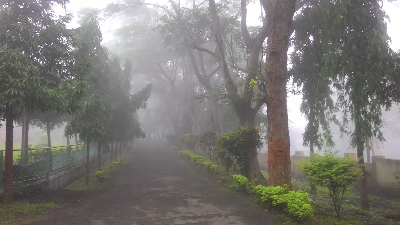 Photo of Sunrise point Kiriburu hilltop By Wanderlust Ashok