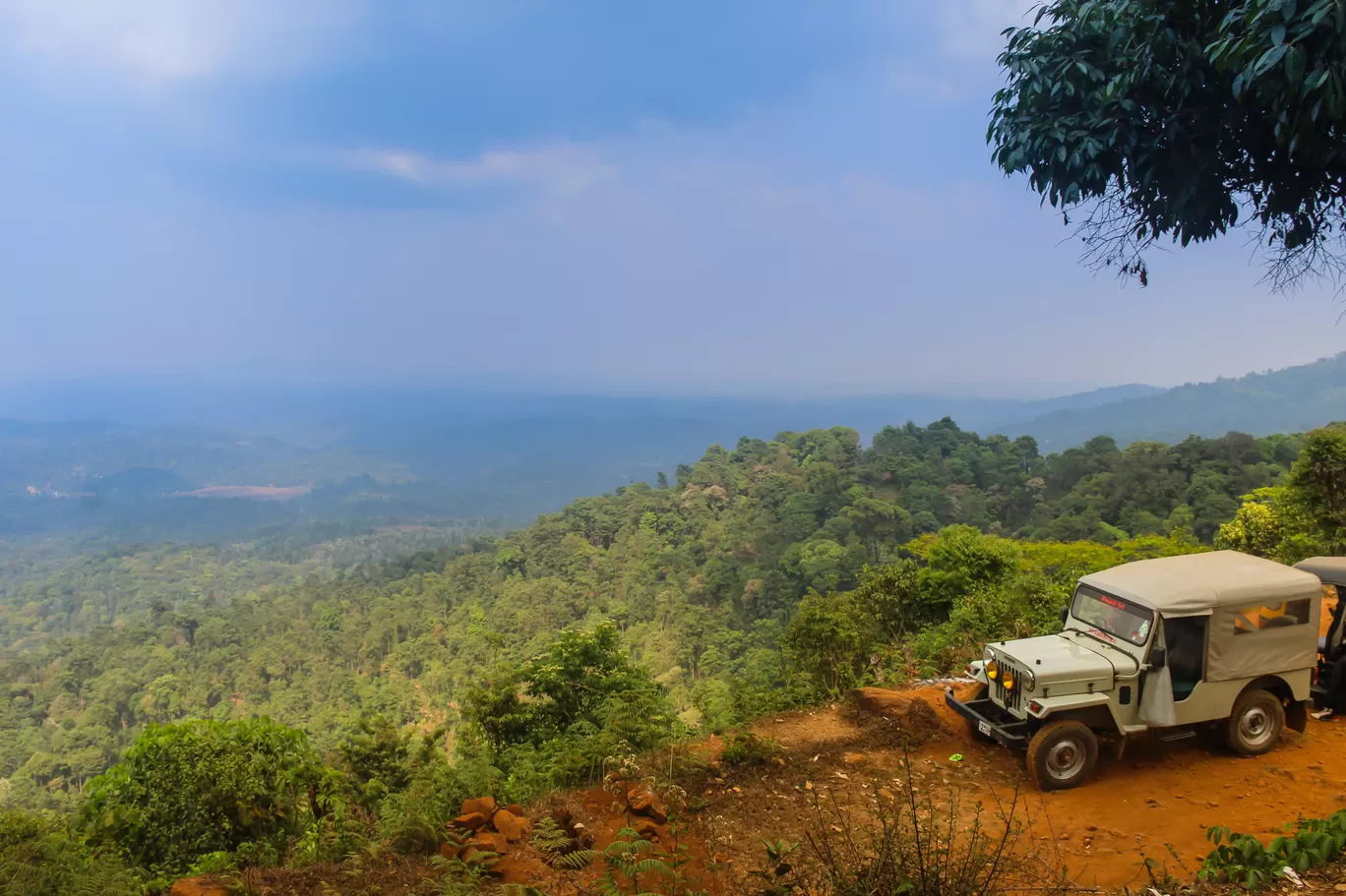 Photo of Madikeri By Kshitij Satam