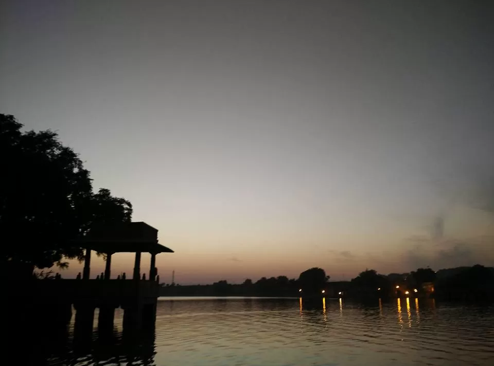 Photo of Gadisar Lake By Shruti Jain