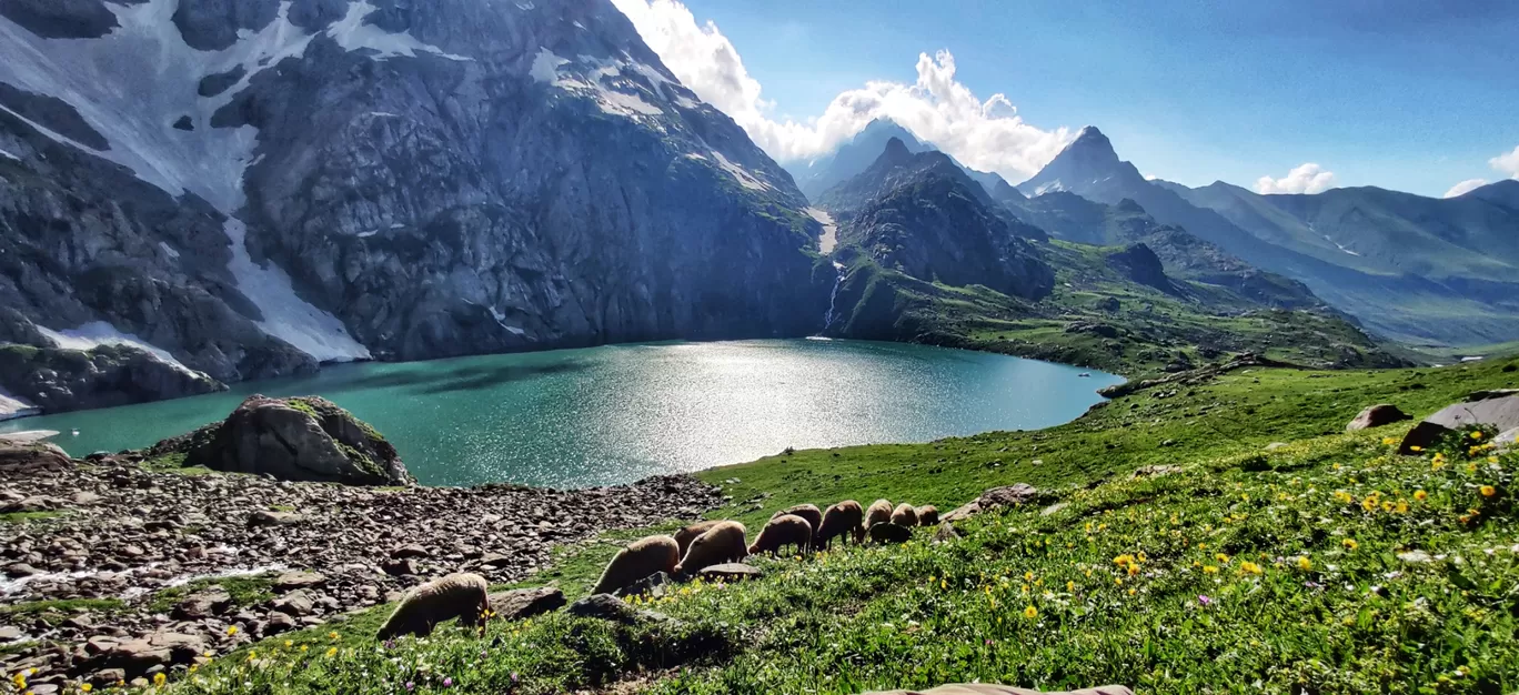 Photo of Kashmir By Harsha Chandu