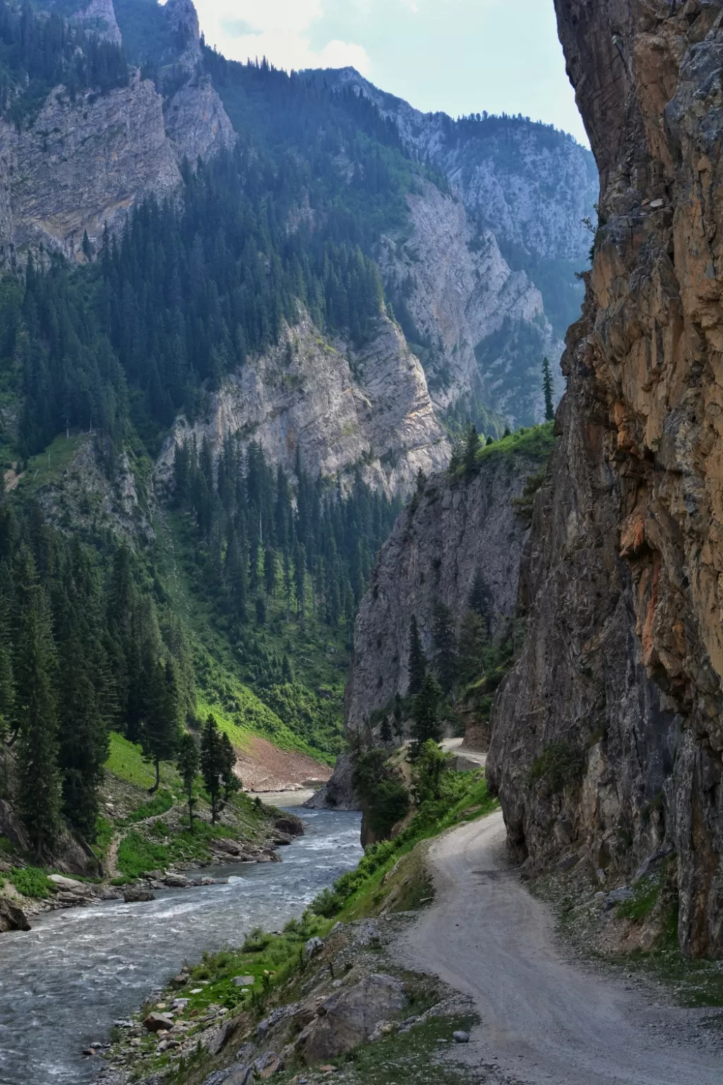 Photo of Neelam Valley By revoshots