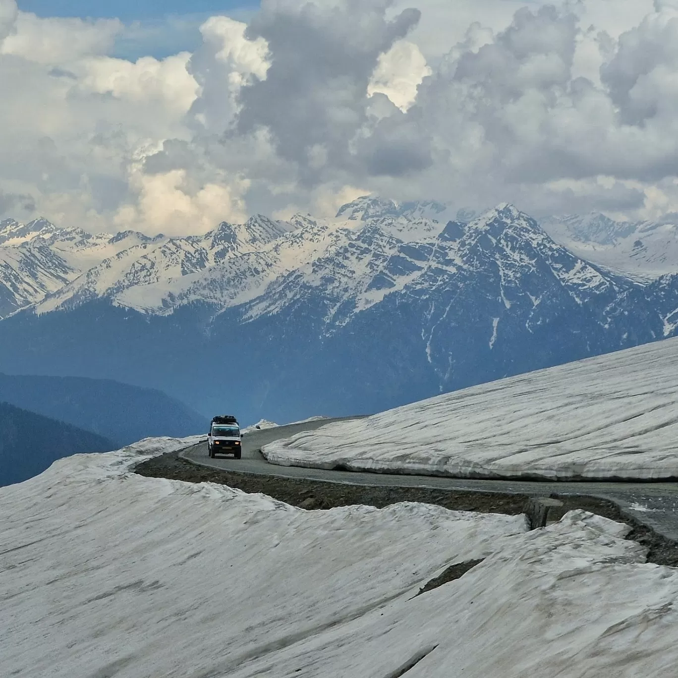 Photo of I Explore Kashmir By revoshots