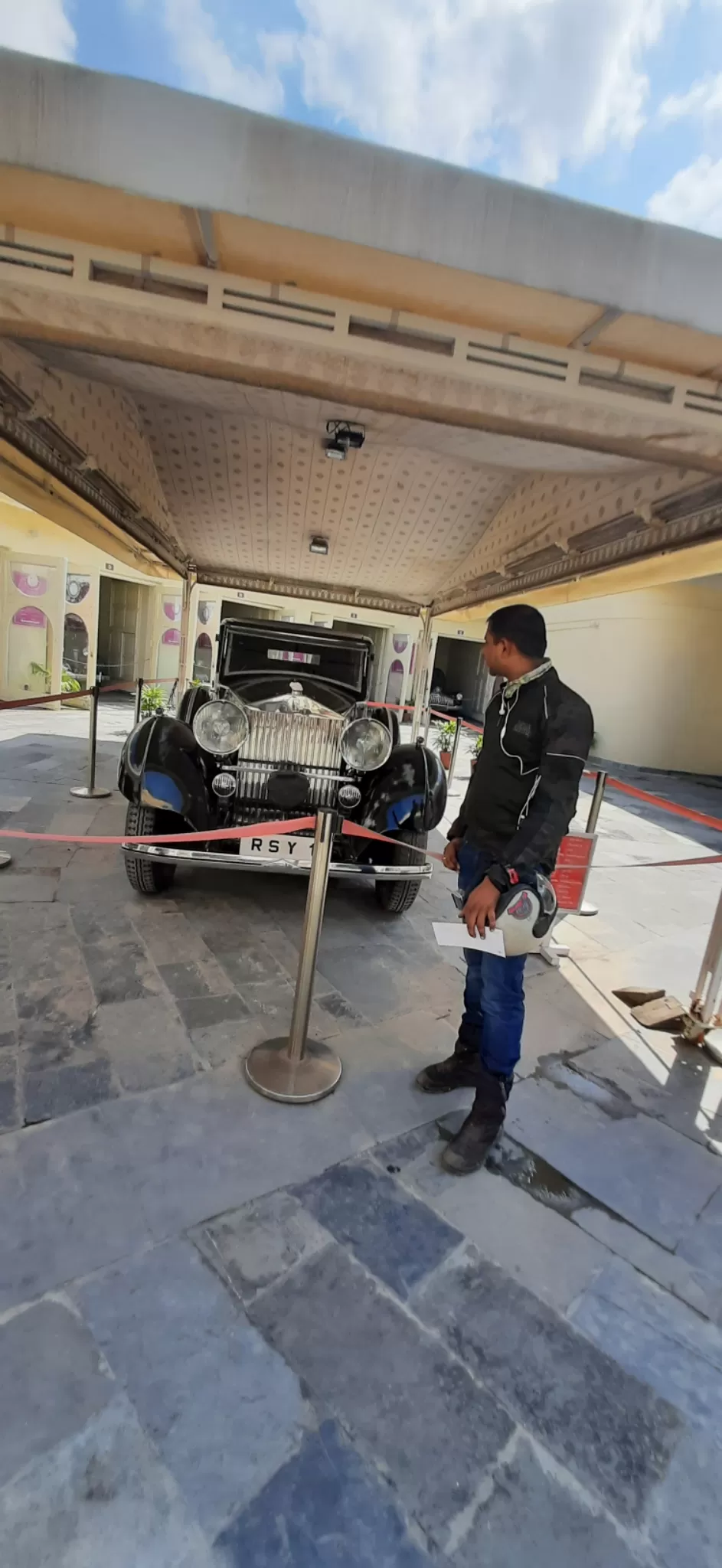 Photo of Vintage car museum at Fateh Garh By Nirzher Agarwal