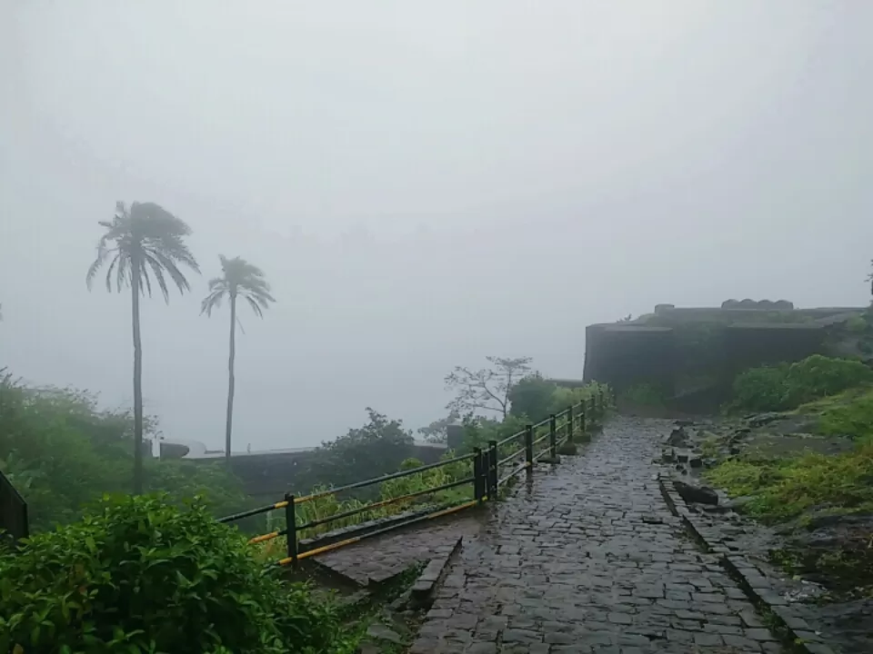 Photo of Sinhagad Ghat Road By Junaid Khalil