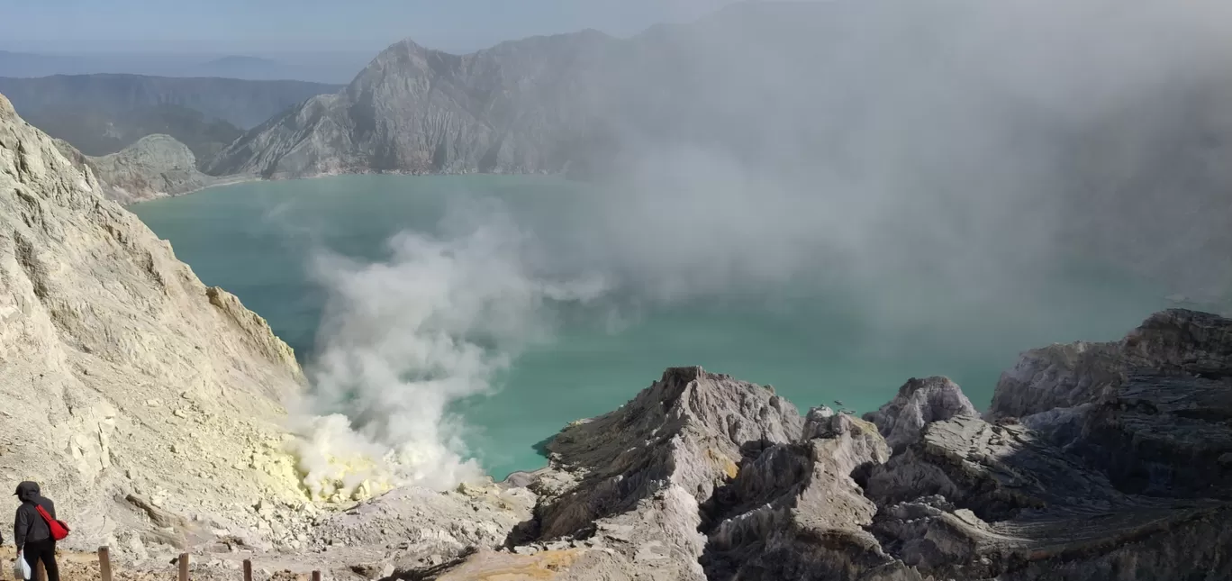 Photo of Mount Ijen / Blue Fire Spot By Varun Chandrashekar